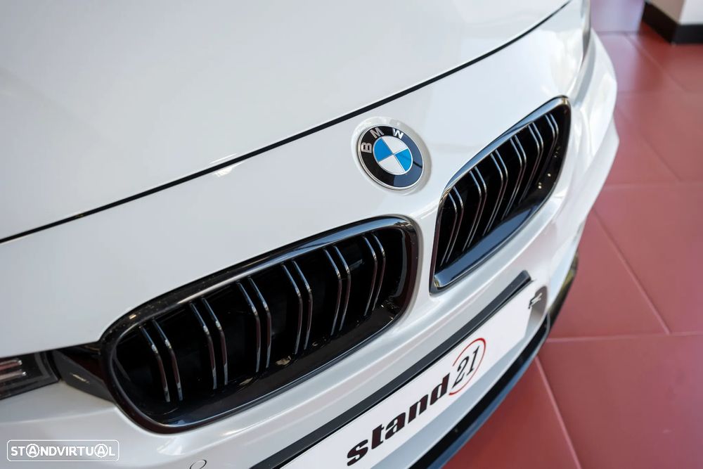BMW 320 d Blue Performance Sport Line - 2