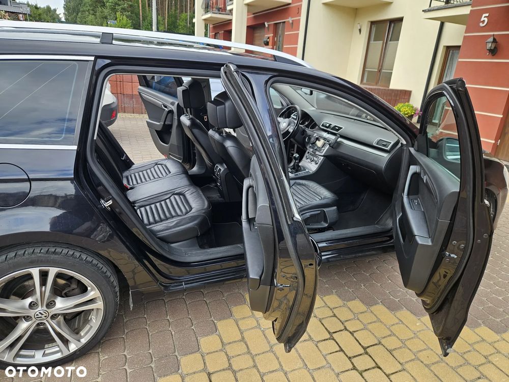 Volkswagen Passat 2.0 TDI Comfortline - 19