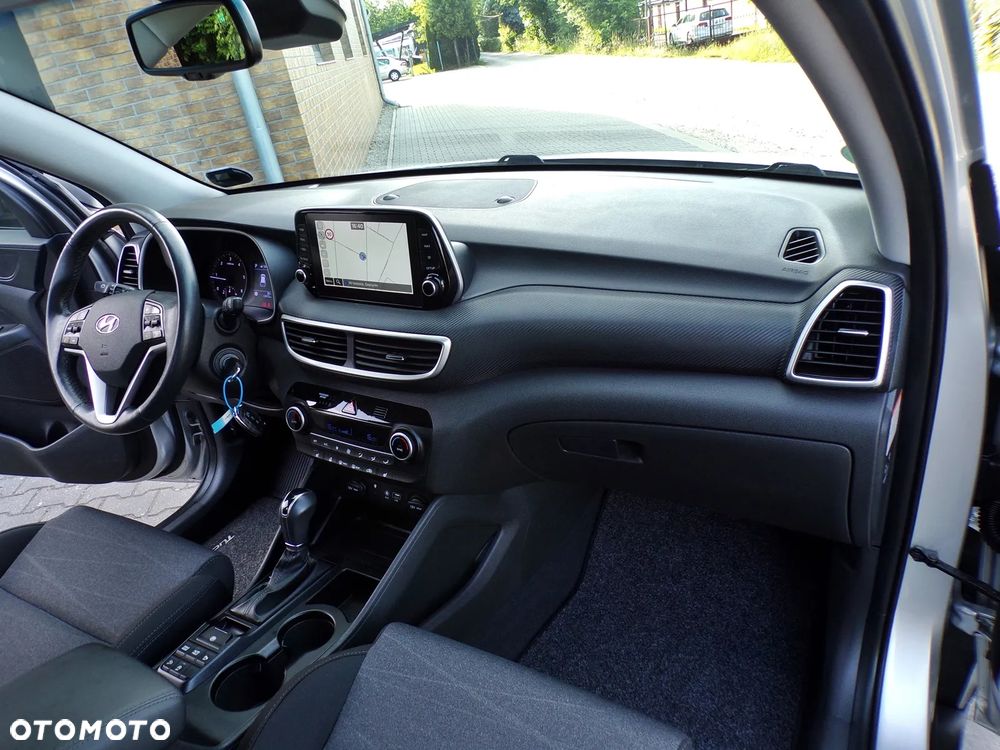 Hyundai Tucson 1.6 CRDi 48V-Hybrid 2WD DCT Select - 16