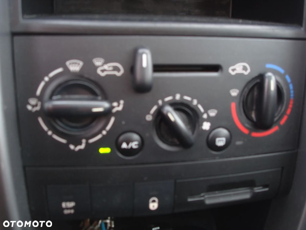 Peugeot 207 95 VTi Filou - 31