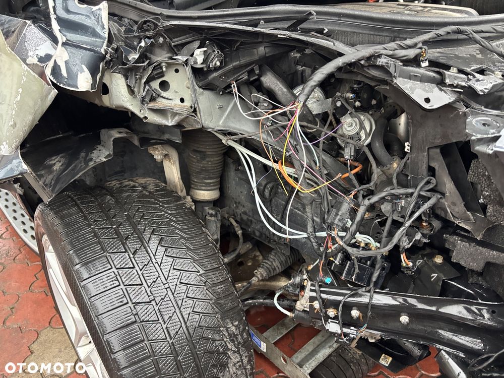 Mercedes-Benz GL - 39