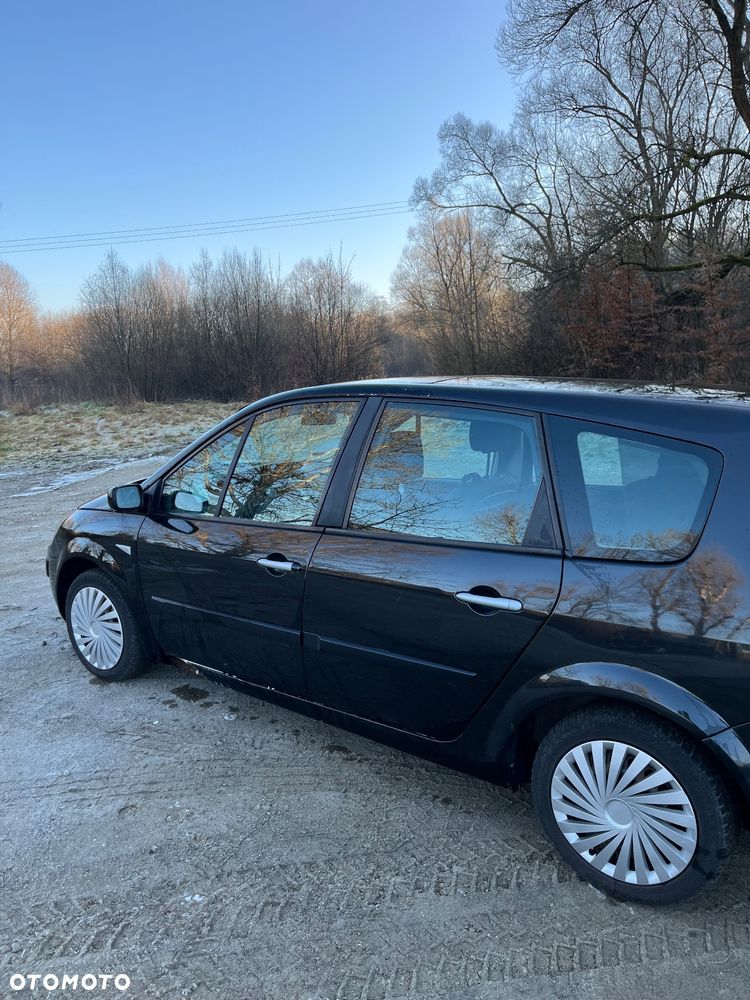 Renault Grand Scenic - 5