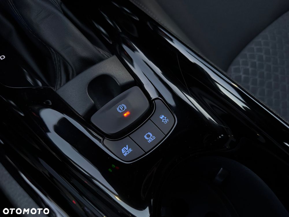Toyota C-HR - 24