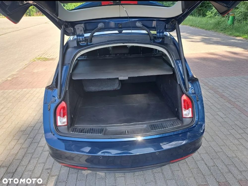 Opel Insignia 2.0 CDTI - 9