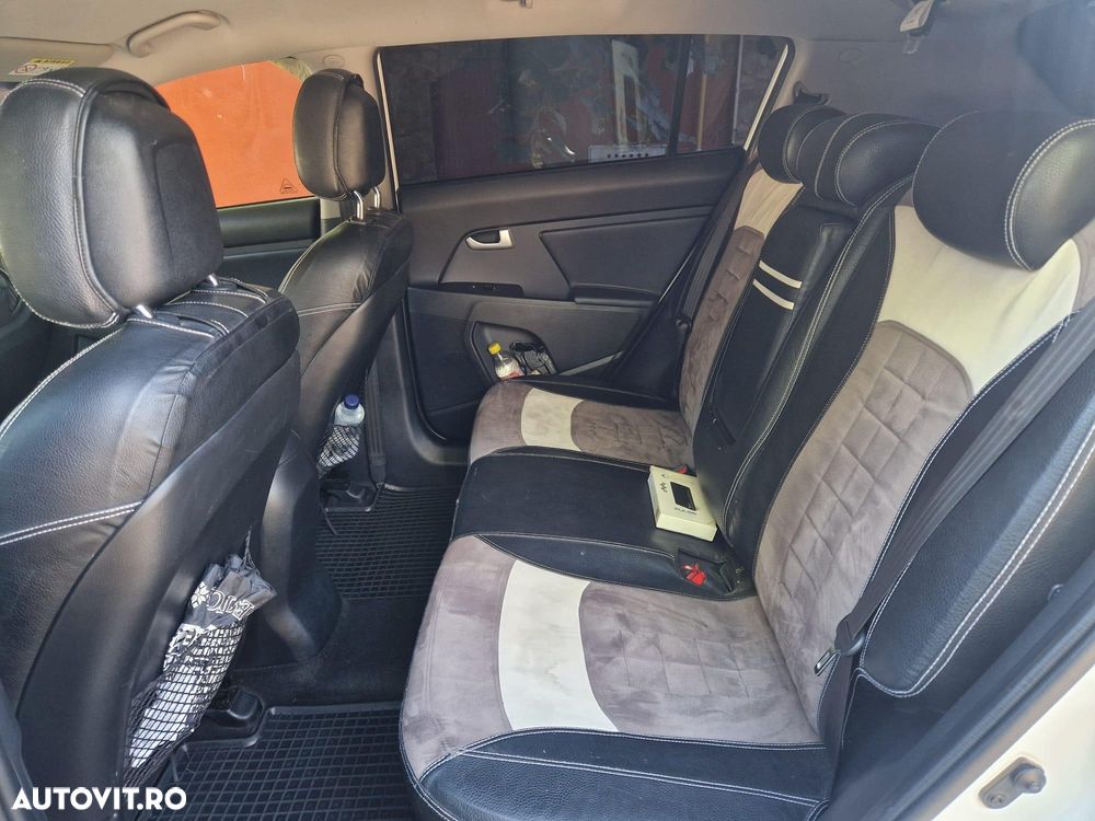 Kia Sportage 2.0 DSL HP 6AT 4x4 Style - 4