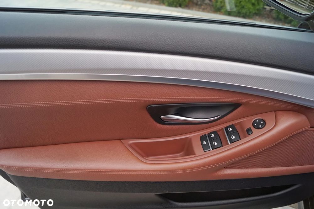 BMW Seria 5 - 22