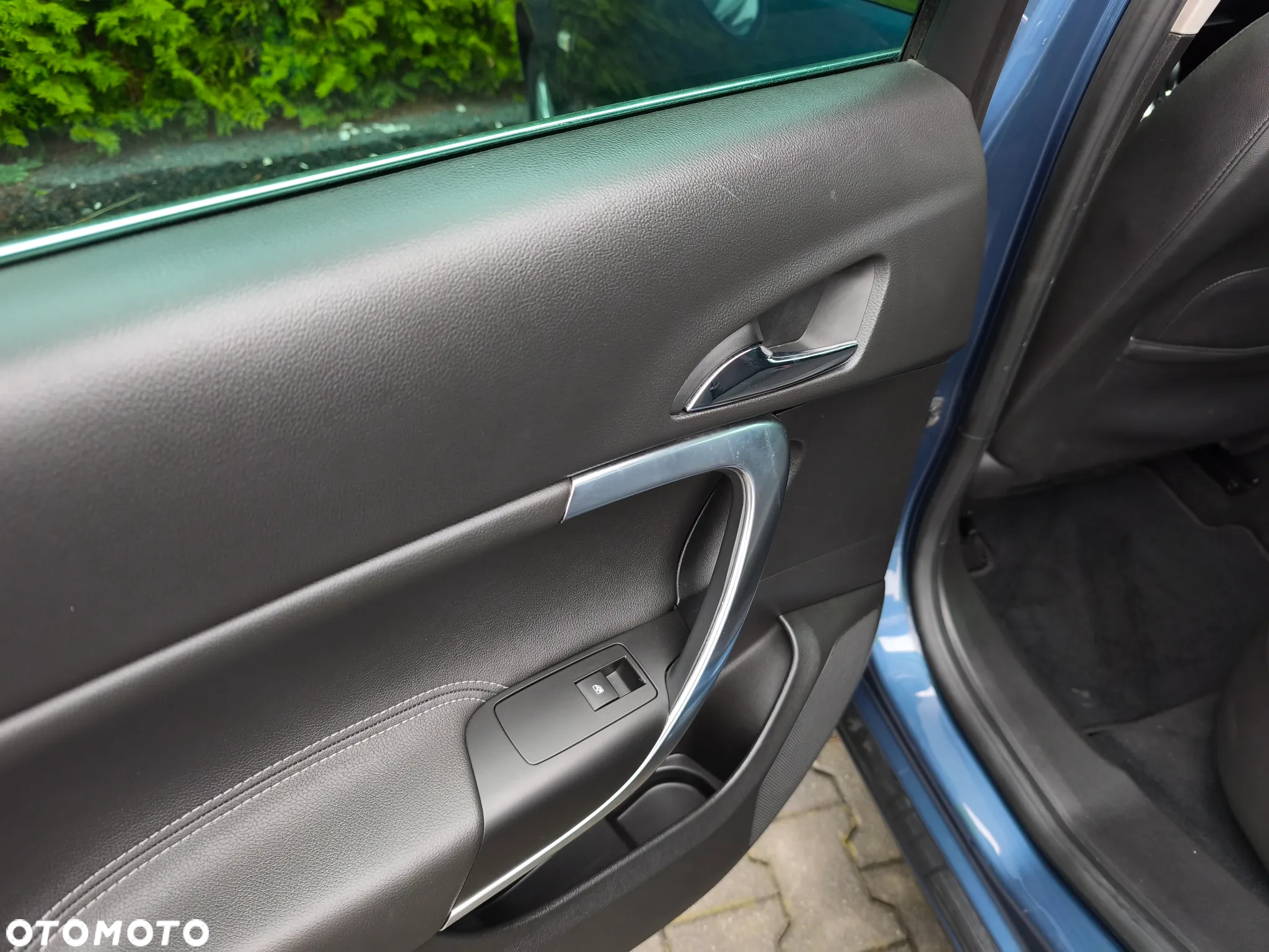 Opel Insignia - 14