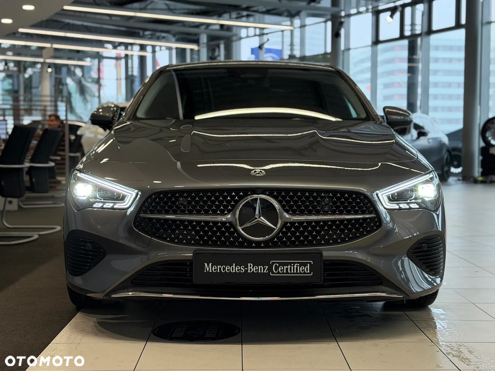 Mercedes-Benz CLA 180 Progressive 7G-DCT - 8