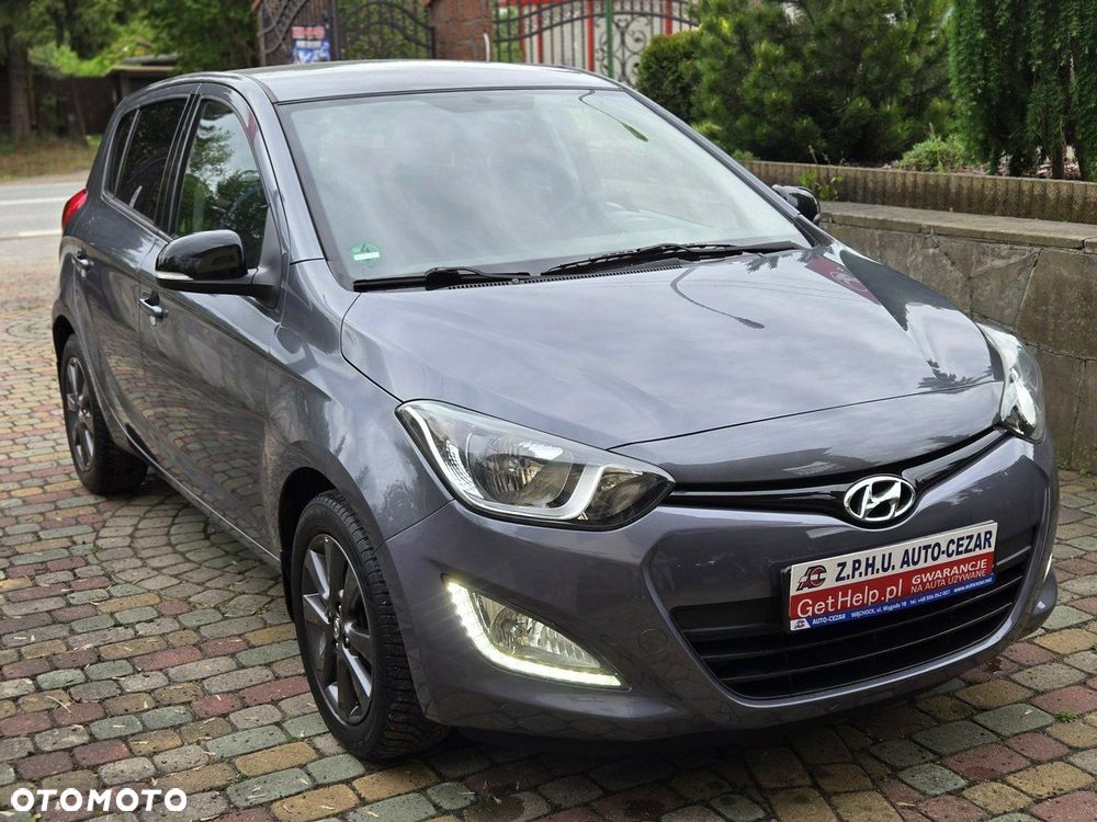 Hyundai i20 1.2 Fifa World Cup Edition - 2