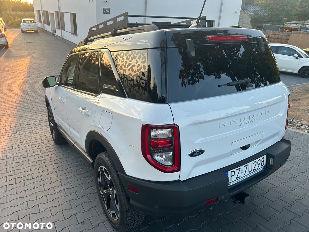 Ford Bronco - 13