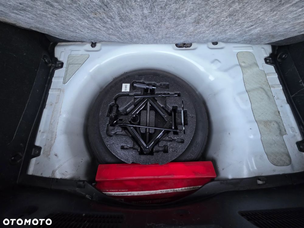 Hyundai i20 1.1 CRDi Classic + - 17