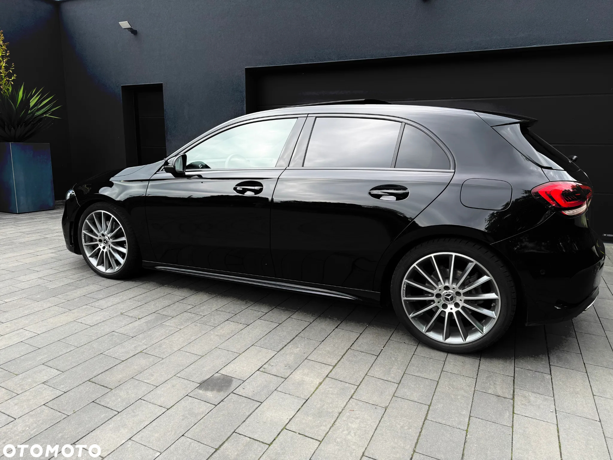Mercedes-Benz Klasa A 250 7G-DCT Advanced AMG Line - 3