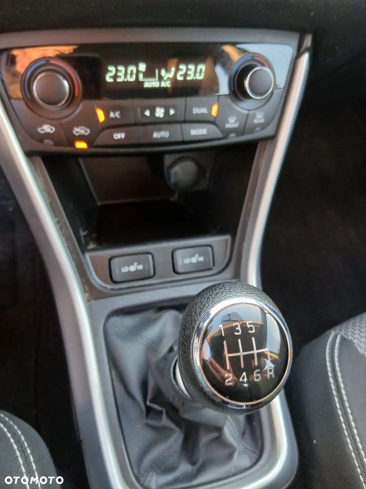 Suzuki SX4 2.0 DDiS 4x2 Comfort - 15