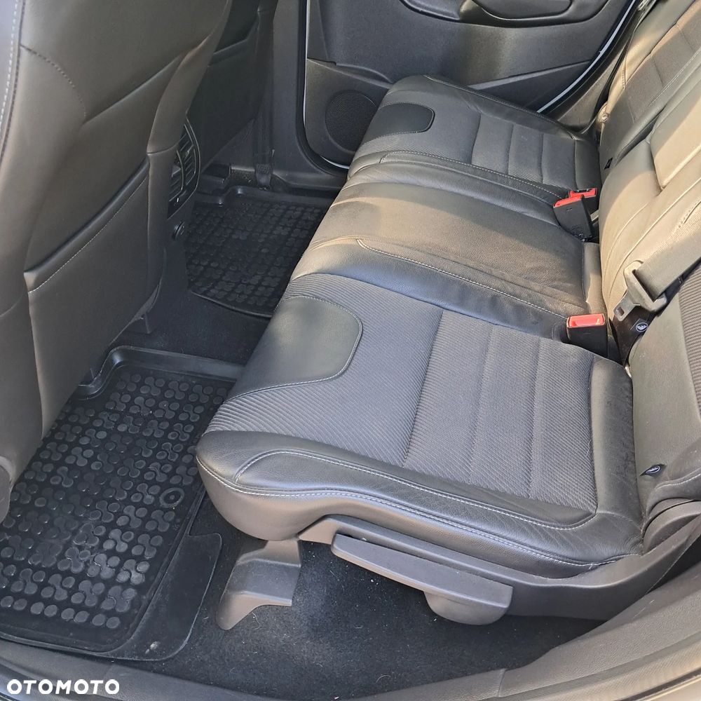 Ford Kuga 2.0 TDCi Titanium - 8