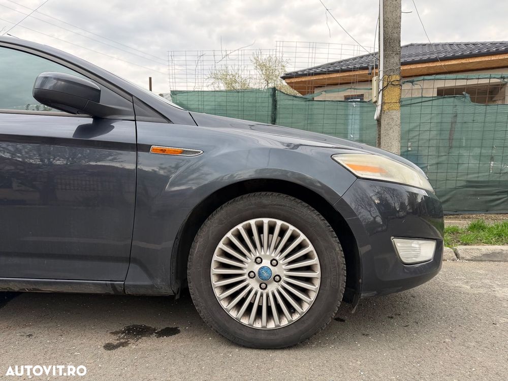 Ford Mondeo 1.8 TDCi Trend - 9