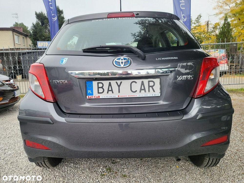 Toyota Yaris - 7
