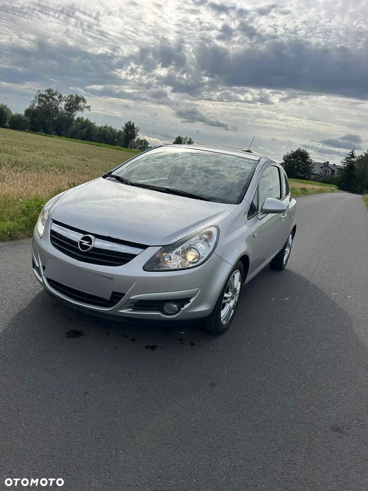 Opel Corsa - 1