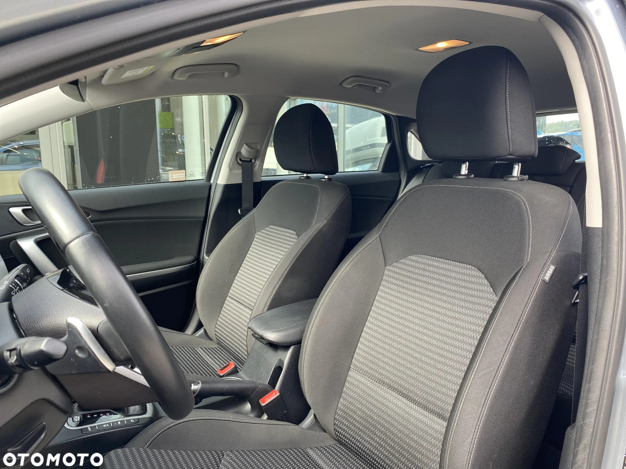 Kia Ceed 1.5 T-GDI M DCT - 11