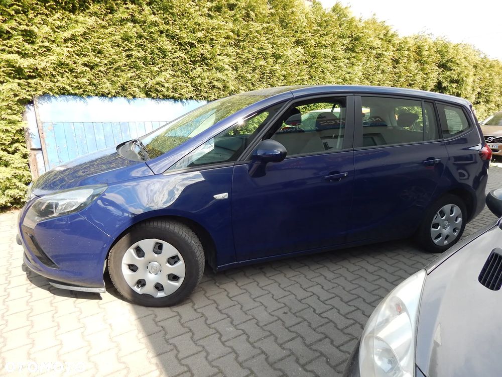 Opel Zafira - 4