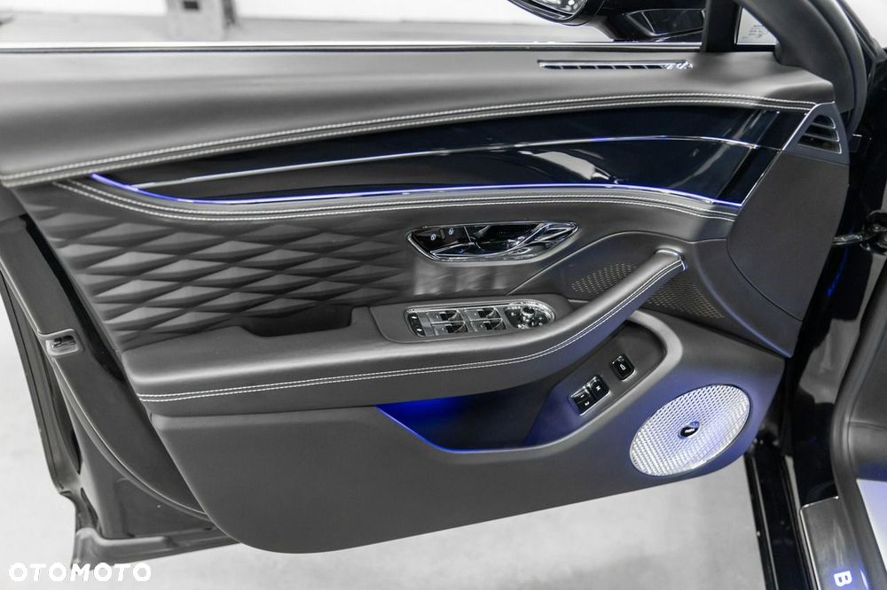 Bentley Flying Spur W12 - 29