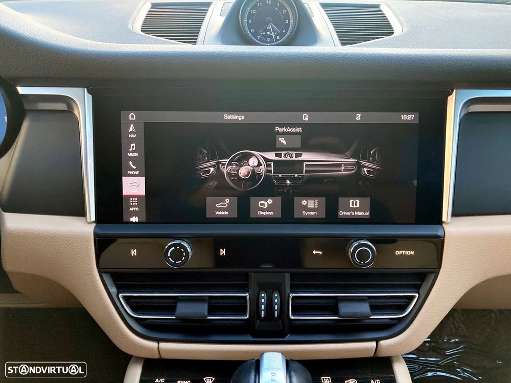 Porsche Macan Standard - 16