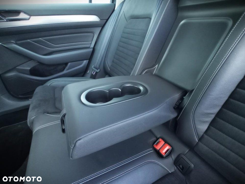Volkswagen Passat - 14