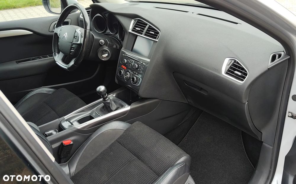 Citroën C4 - 12