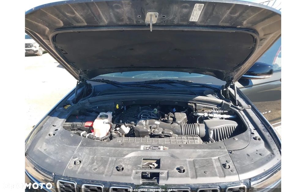 Jeep Grand Cherokee - 16