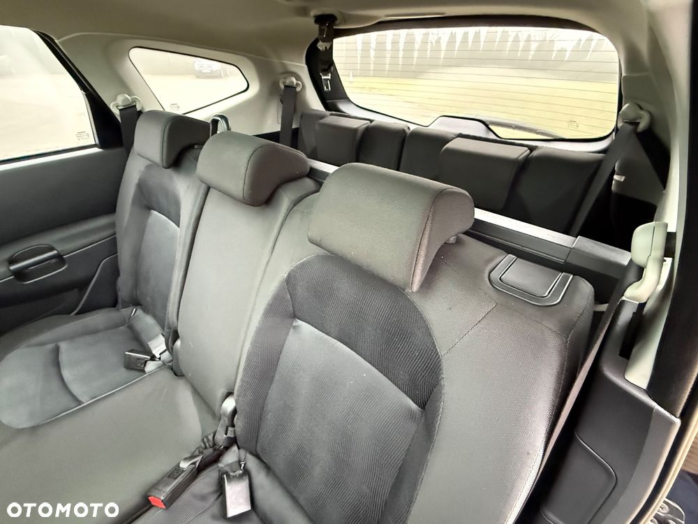 Nissan Qashqai+2 - 27