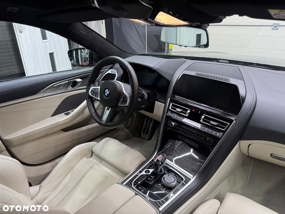 BMW Seria 8 - 2