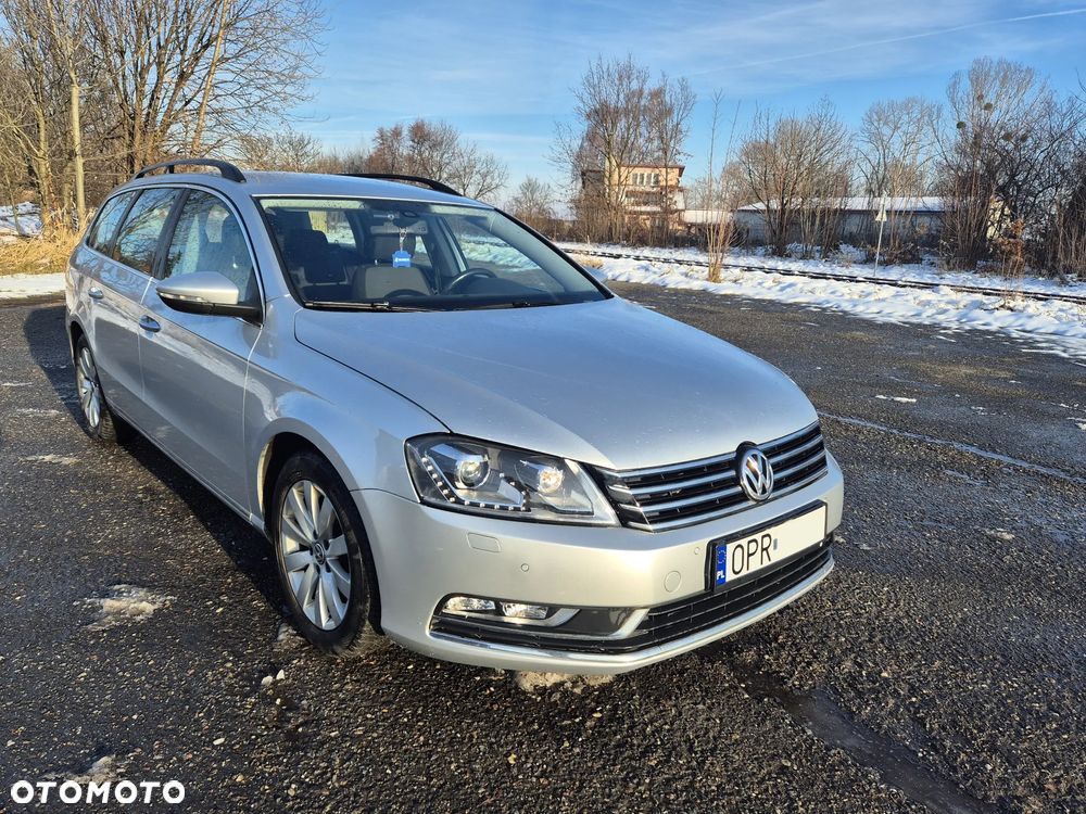 Volkswagen Passat 2.0 TDI DPF DSG Comfortline - 2