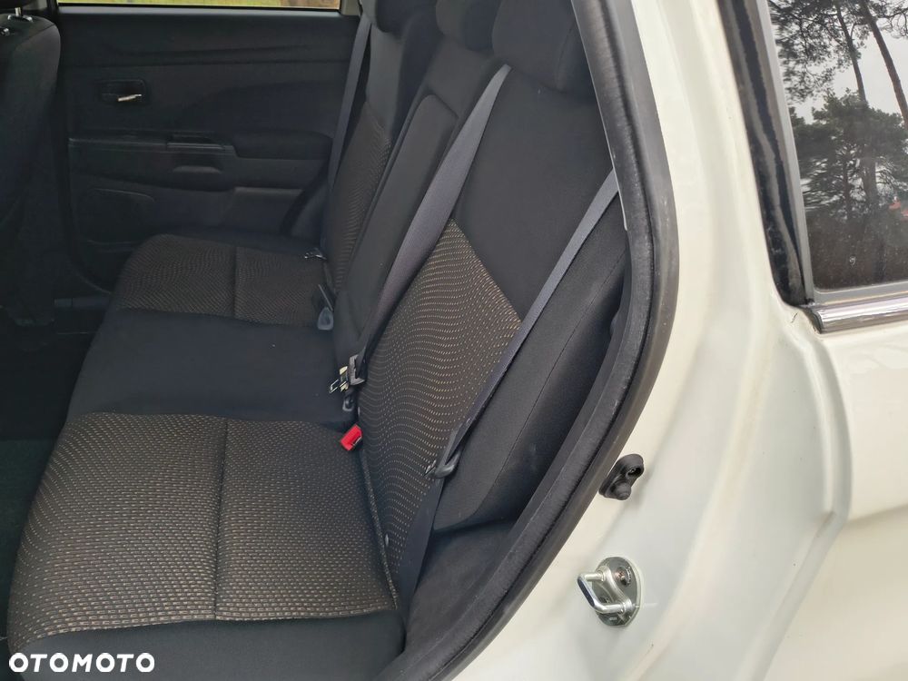 Mitsubishi ASX 1.6 Active - 9