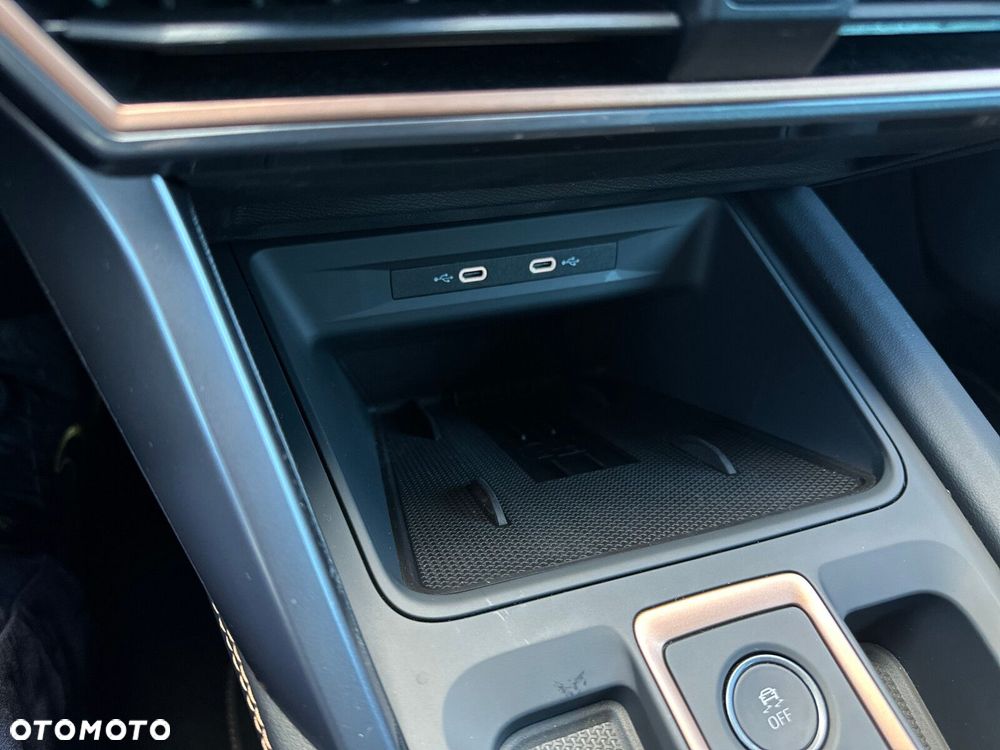 Cupra Formentor 1.5 eTSI mHEV DSG - 30