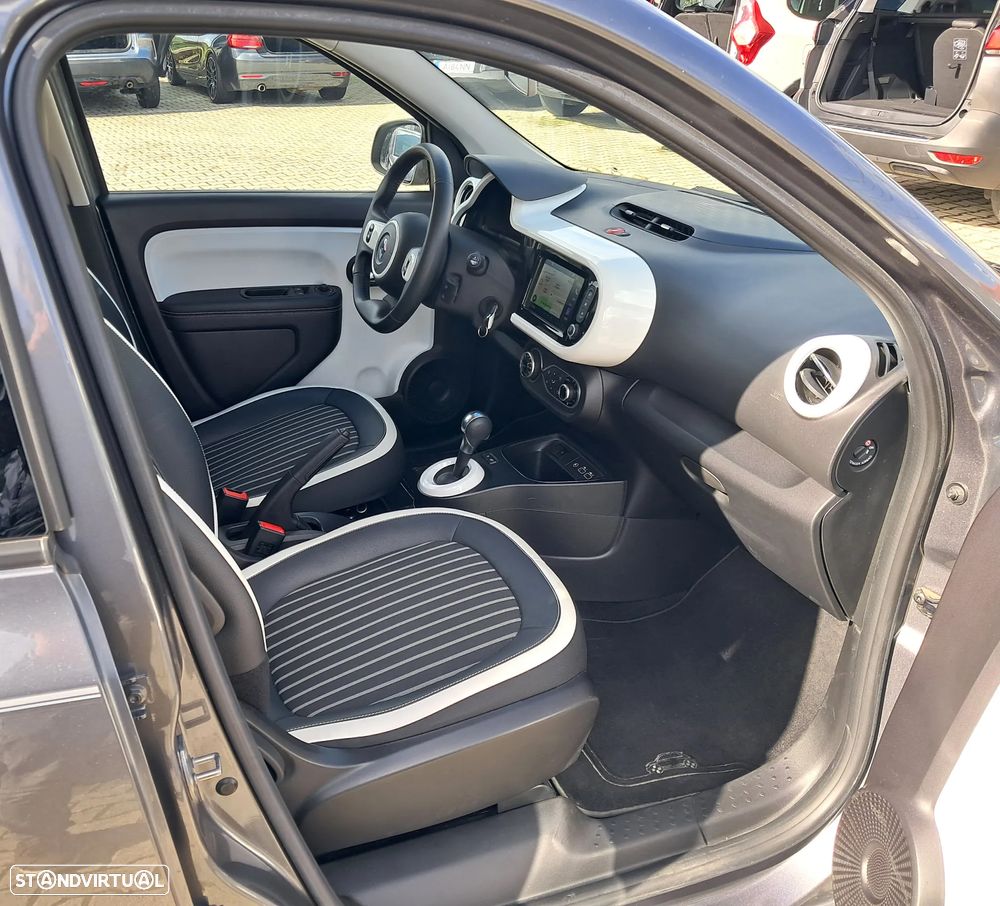 Renault Twingo E-Tech. 22 Urban Night - 14