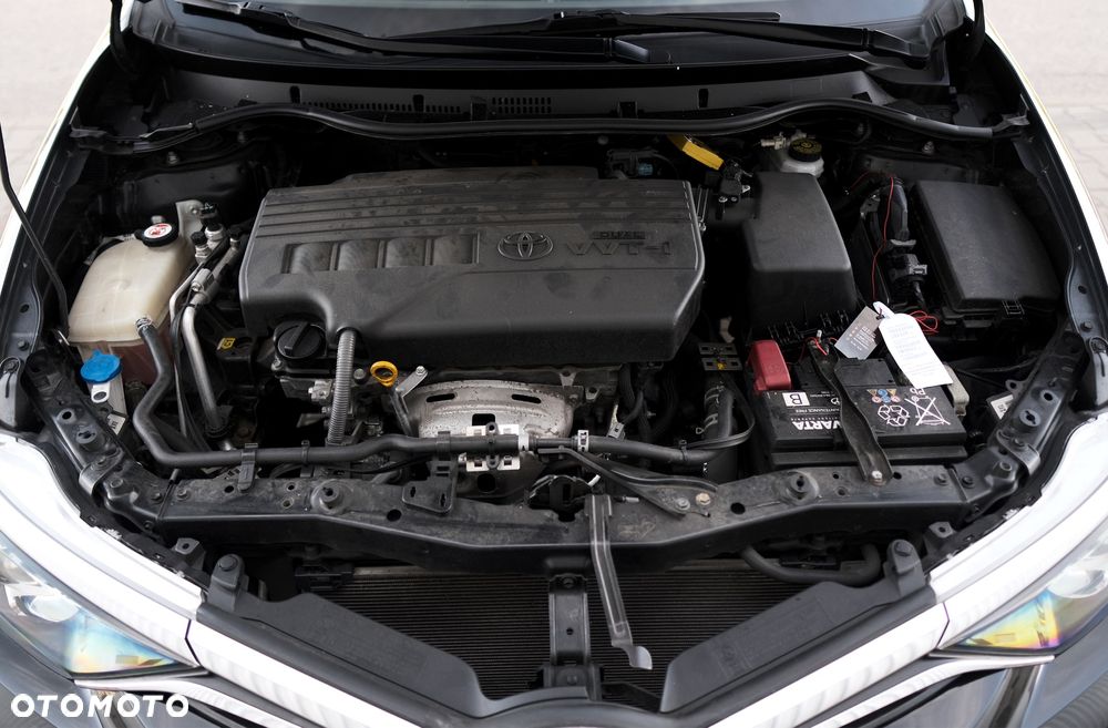 Toyota Auris 1.33 Dual-VVT-i Cool - 20