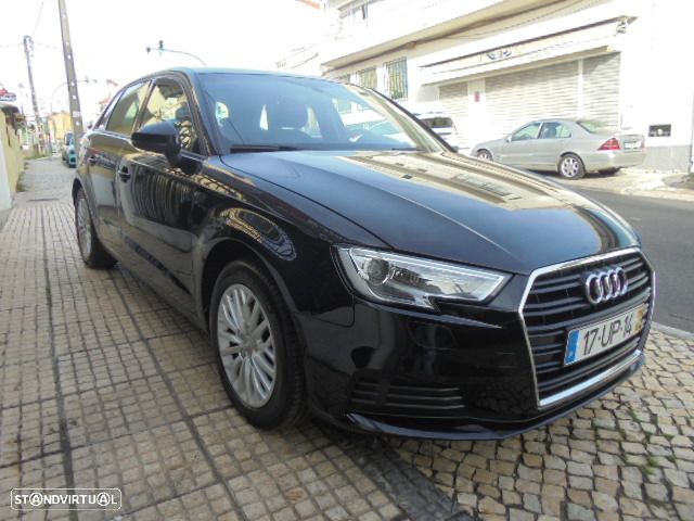 Audi A3 Sportback 1.6 TDI Sport - 3