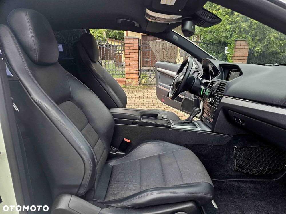 Mercedes-Benz Klasa E 250 BlueEFFICIENCY 7G-TRONIC Avantgarde - 22