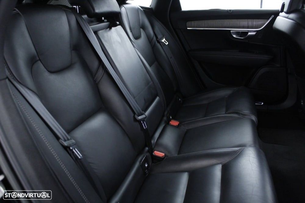 Volvo V90 - 16