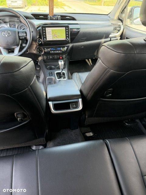 Toyota Hilux 2.8 D-4D Double Cab SR5+ 4x4 - 9