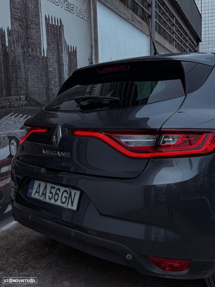 Renault Mégane 1.5 Blue dCi Limited - 10