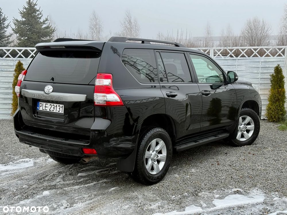 Toyota Land Cruiser LC 2.8 D-4D Premium - 3