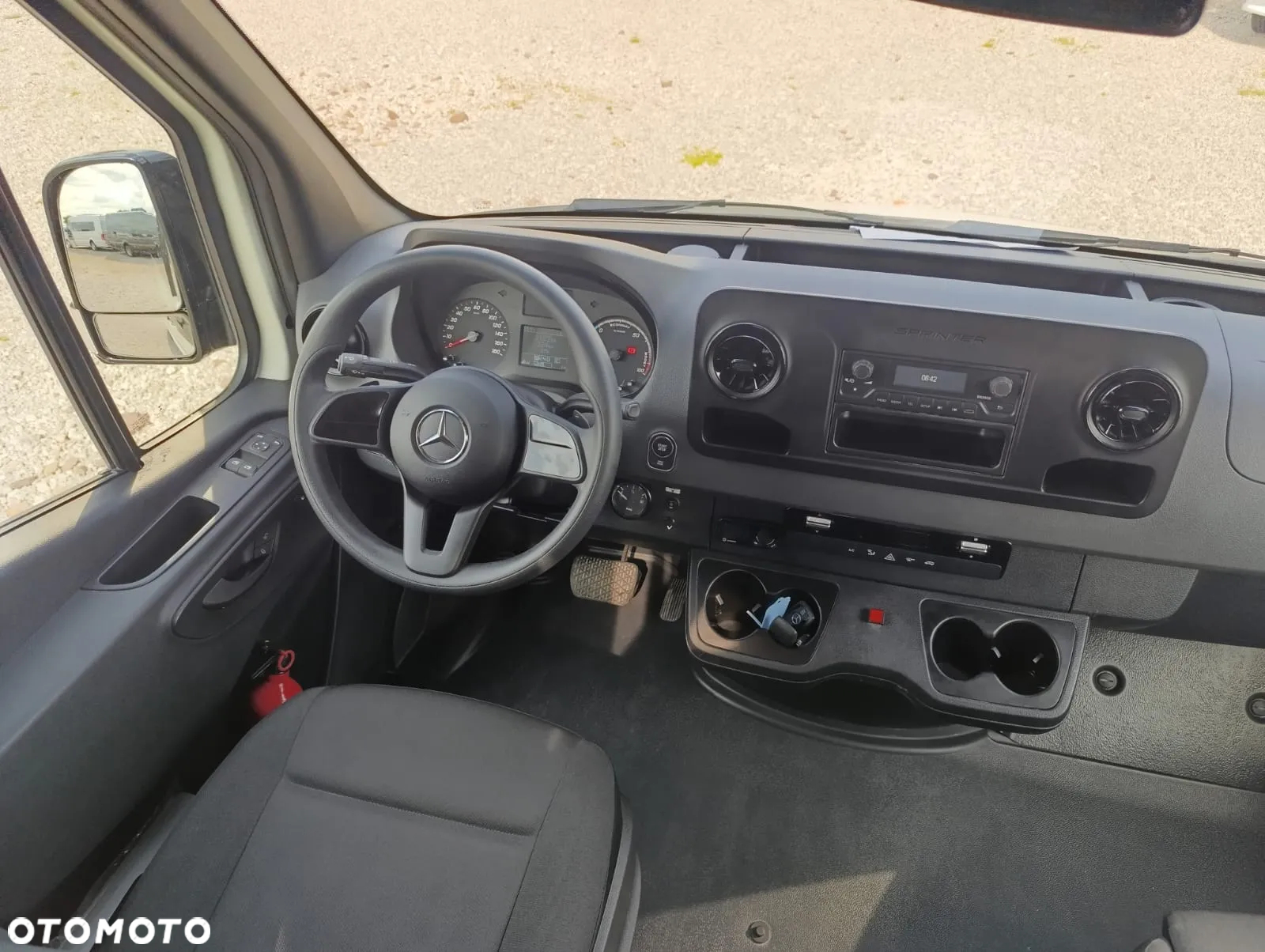 Mercedes-Benz eSprinter - 16