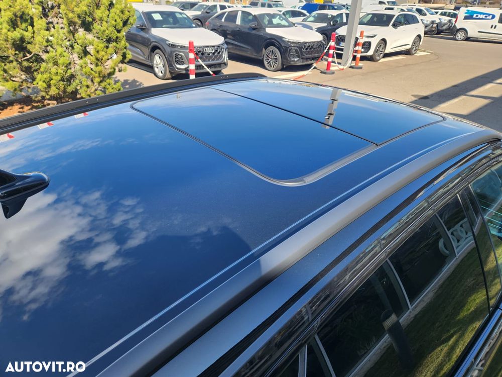 Audi Q8 55 TFSI quattro Tiptronic MHEV - 12