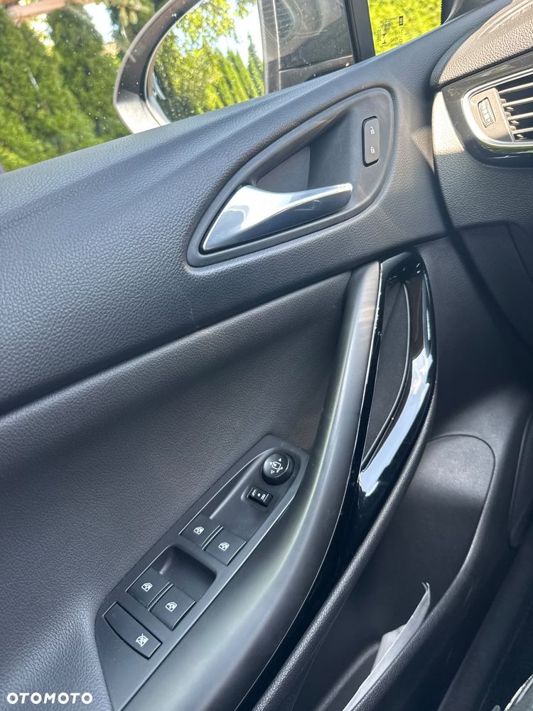 Opel Astra - 16