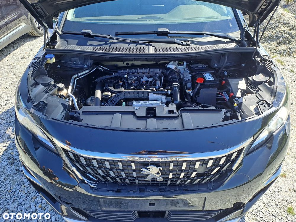 Peugeot 3008 1.2 PureTech GPF Active S&S EAT8 - 5
