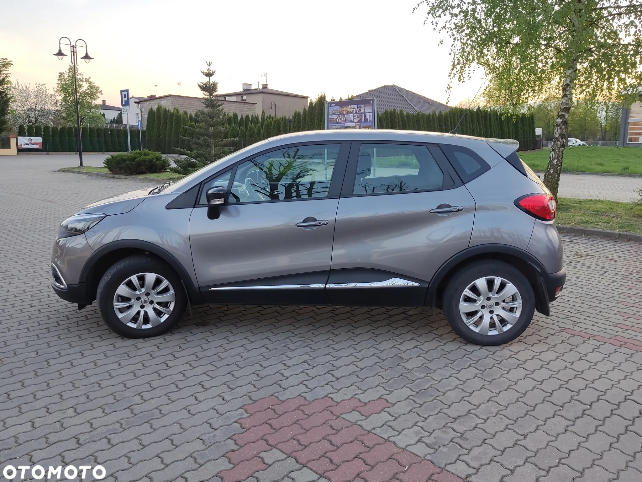Renault Captur 1.5 dCi Intens - 16