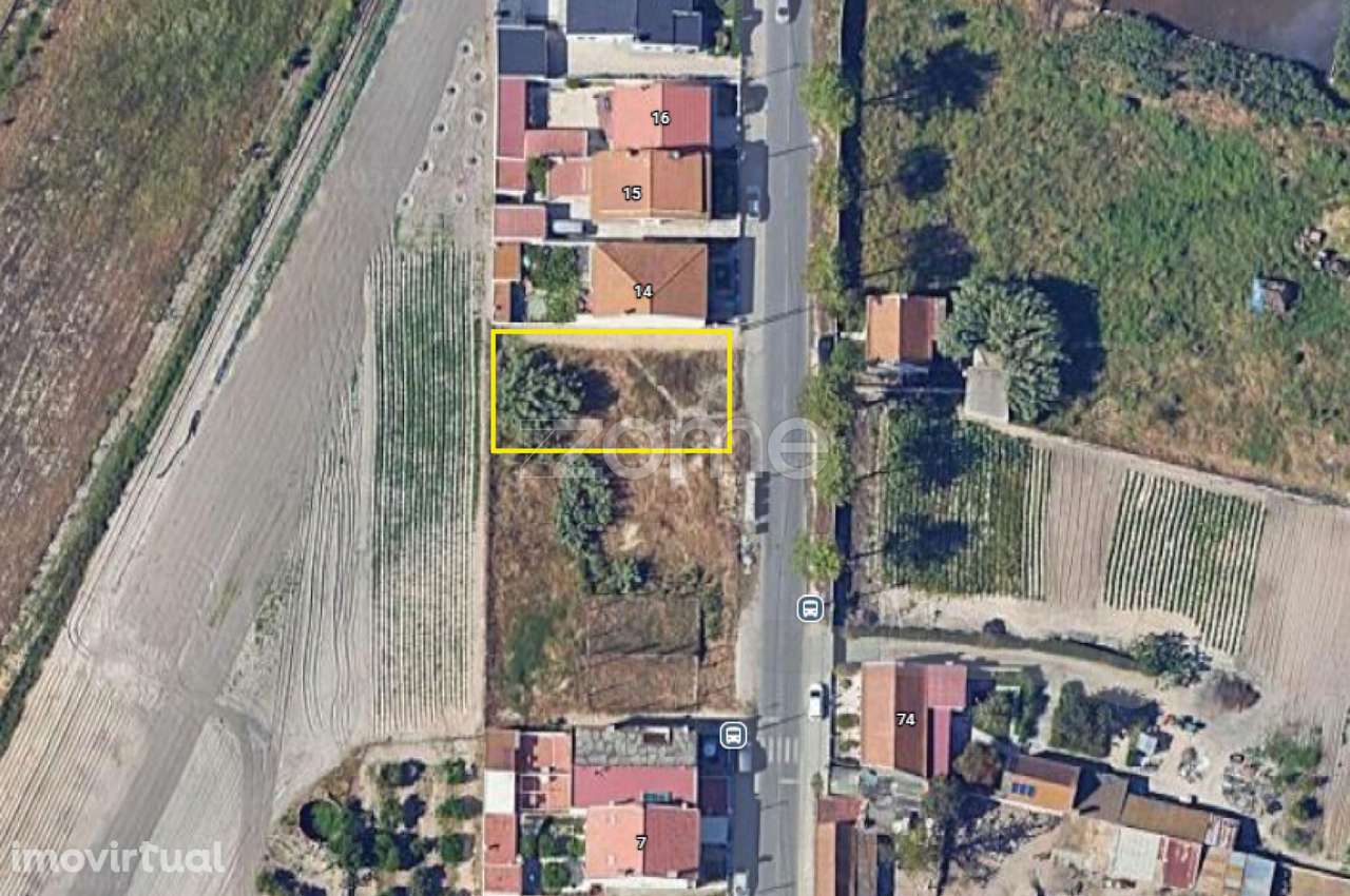 Terreno urbano para construção em Sarilhos Pequenos - Grande imagem: 2/6