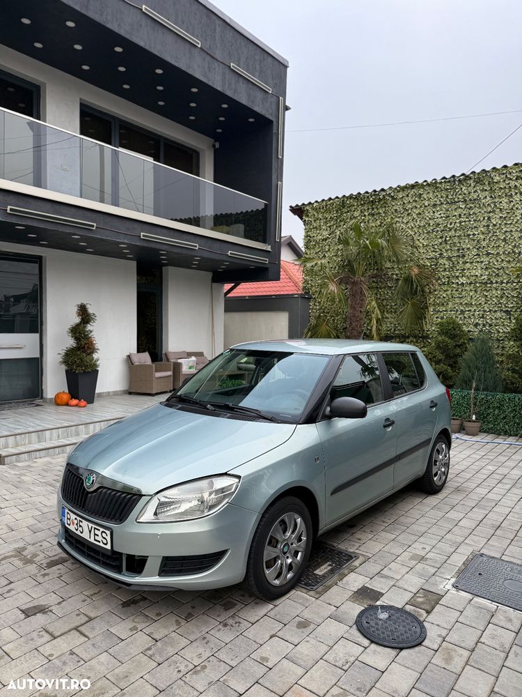 Skoda Fabia 1.2 HTP Family - 2