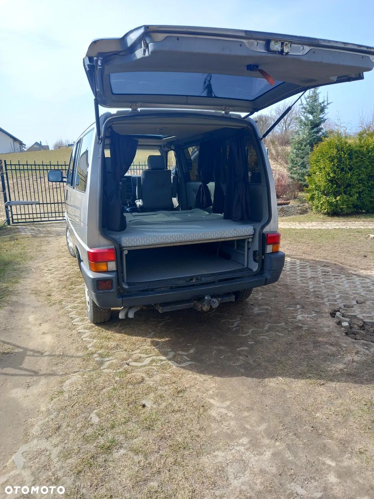 Volkswagen Multivan - 19