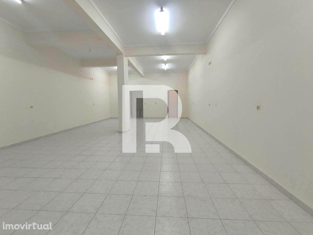 Loja comercial em S. Marcos - Grande imagem: 2/6